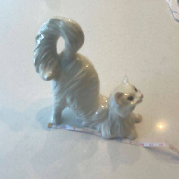 Kitty midcentry modern excellent condition so many memories glass. Fun gift!